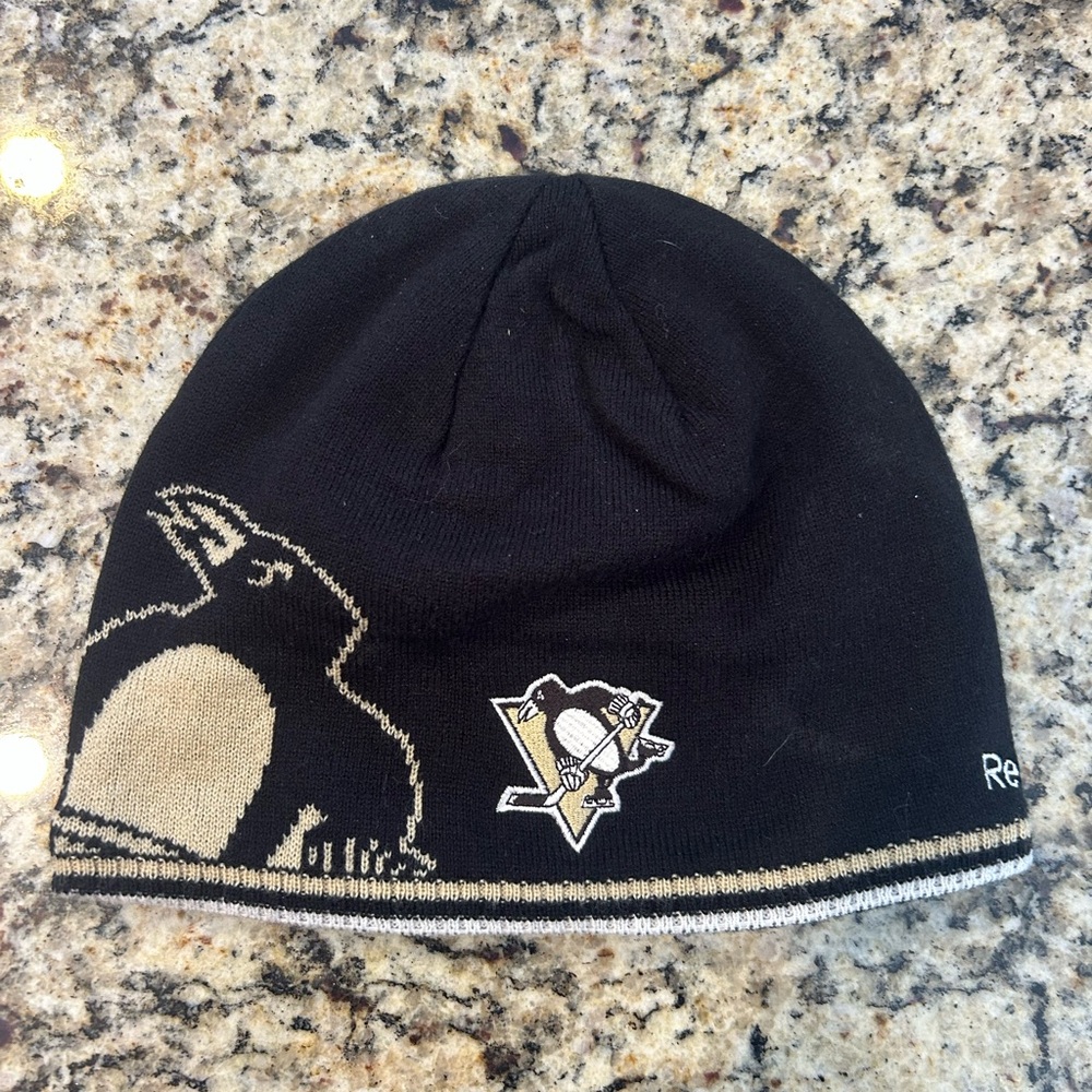 Reebok Black and Gold Penguins Knit Hat